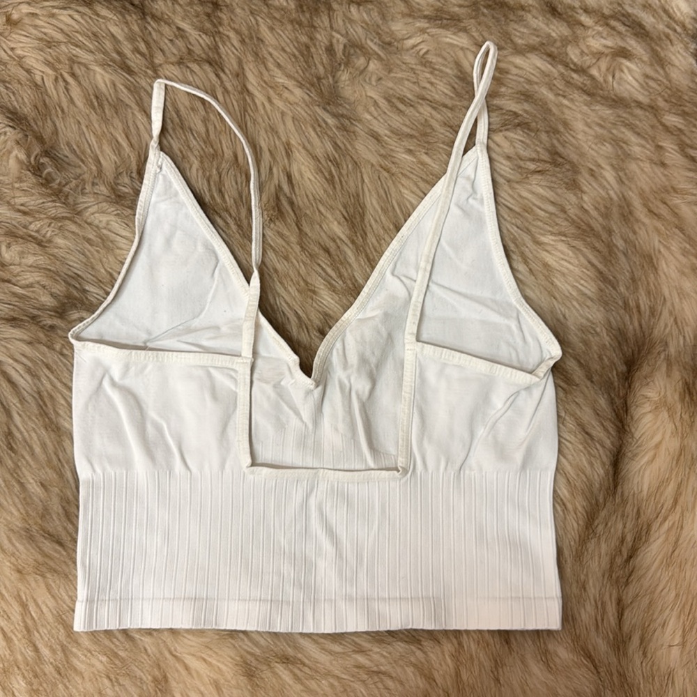 Crop Top - Picture 2 of 3